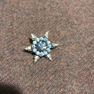 Vintage Snowflake Pin